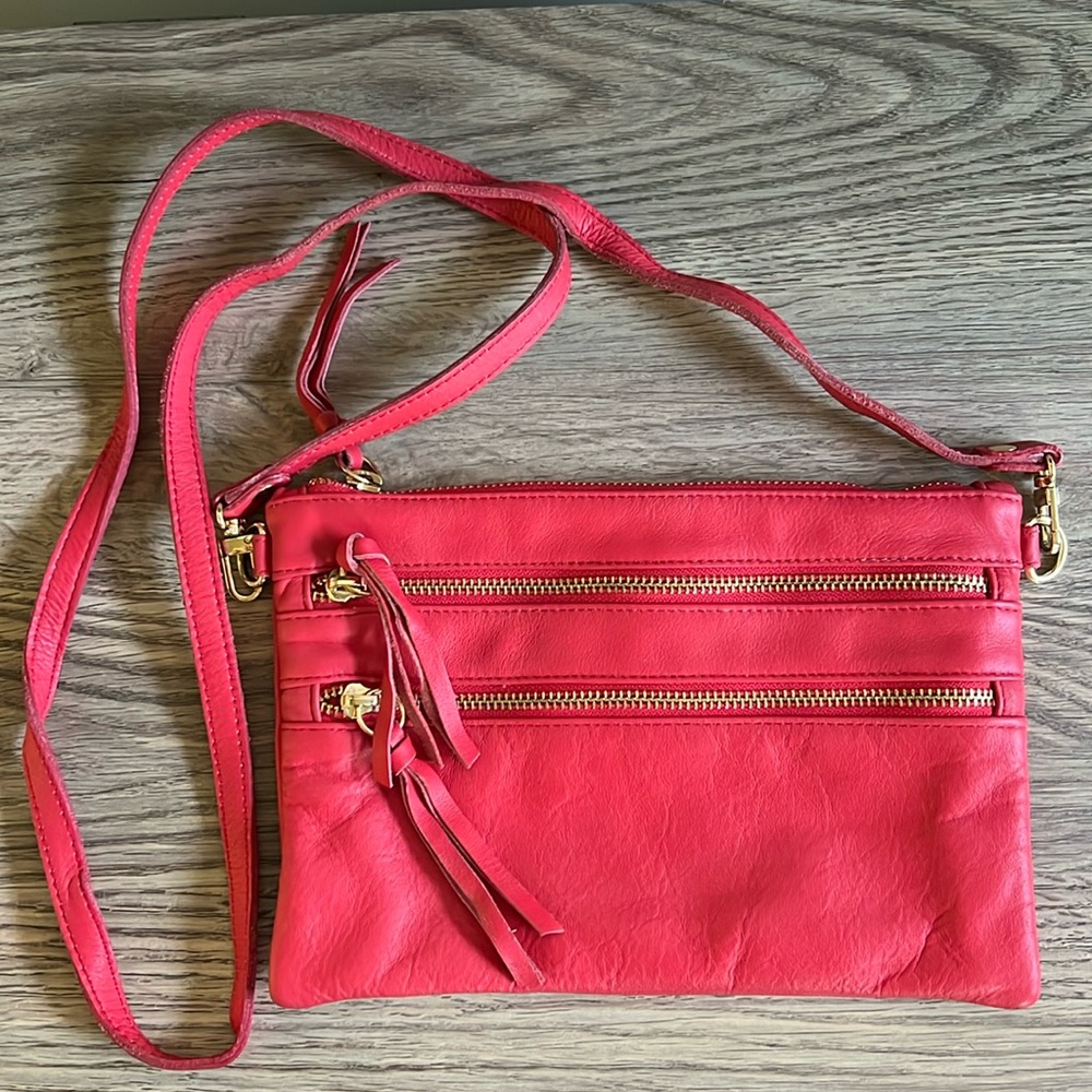 Clark’s Leather Crossbody Purse